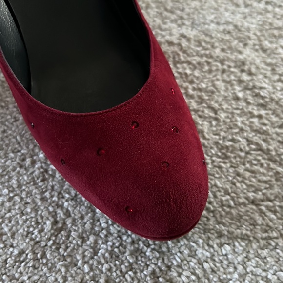 7.5 Red Stuart Weitzman Platform Pumps - Picture 12 of 13